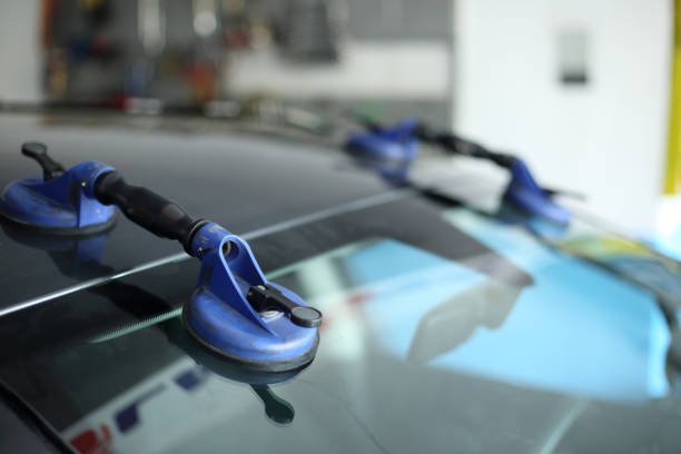 Windshield Repair North Hollywood CA Get Professional Auto Glass Repair and Replacement with LA Mobile Auto Glass